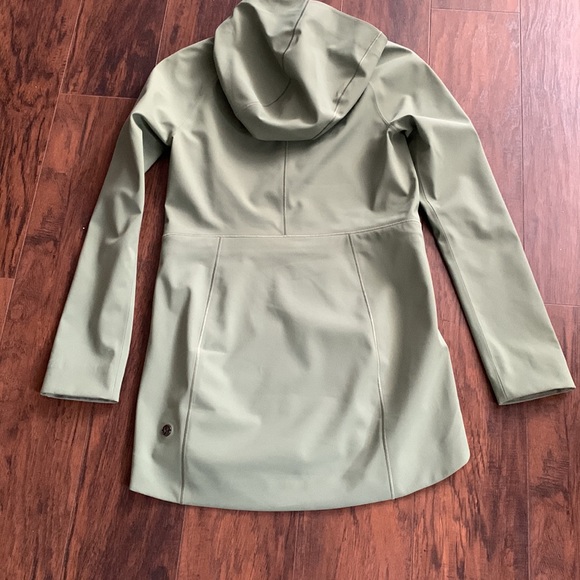 Lululemon glyde along jacket - Picture 3 of 6